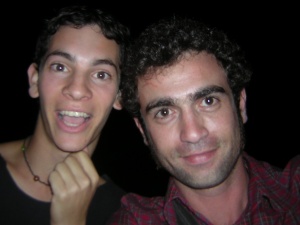 עם חיים